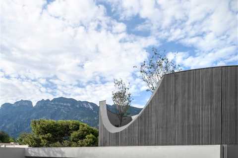 Pritzker Prize Winner Alejandro Aravena Is Raffling Off His Latest Home for Charity