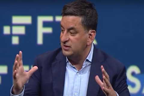 Ray Dalio's protégé warns stocks could plunge another 20% - and markets aren't pricing in the painful recession ahead