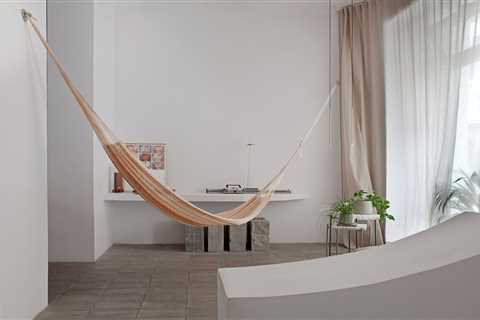 Tactile, Earthy Materials Give a Bland Madrid Apartment Some Personality