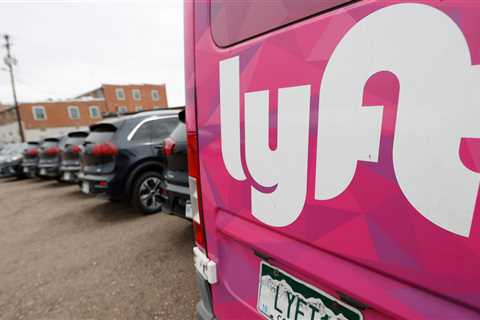 Lyft plunges 18% after disappointing 3rd-quarter earnings suggest Uber is taking share from the ride-hailing company