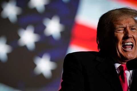 Trump aides scrambled to stop him announcing his presidential candidacy on the eve of the midterms and upending the election: Report