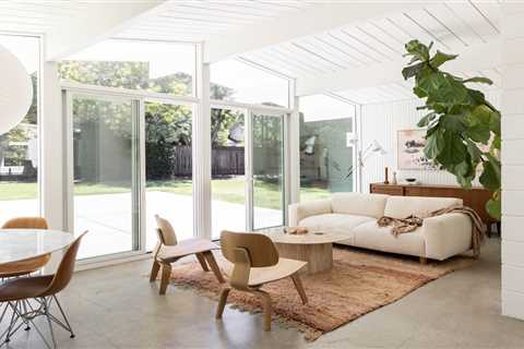 Before &amp; After: New Homeowners Join the Eichler Fan Club With Their First Remodel