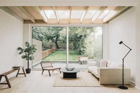 A Lovely London Flat With a Serene Garden Springs Up for £895K