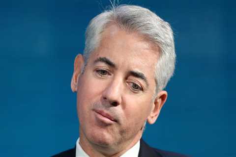 Billionaire investor Bill Ackman warns the Fed will struggle to crush inflation - and higher long-term interest rates could hit stocks