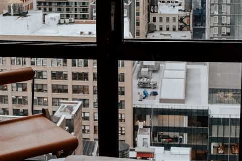 Block Out the Noise: 10 Tips For a Soundproof Apartment