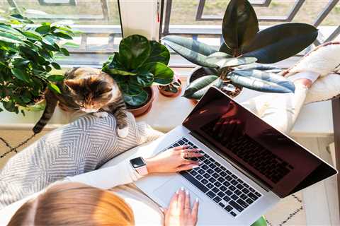 I worked 2 remote jobs during the pandemic, and it helped me break into my dream industry. But I wouldn't do it again.