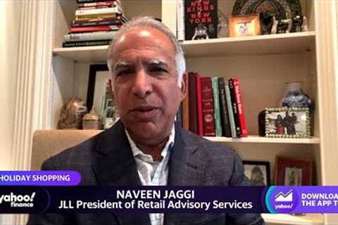 Retail analyst predicts an 'uptick in luxury buying' going into 2023