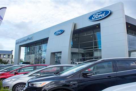 Ford's CEO wants to end haggling for electric car sales &mdash; and he's gotten two-thirds of US dealers to agree