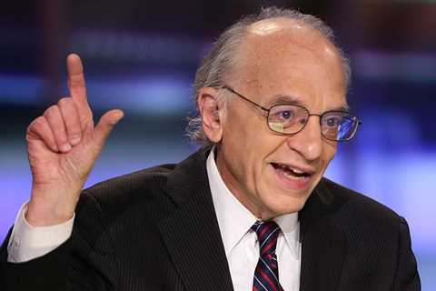 Wharton professor Jeremy Siegel predicts the Fed will end its interest-rate hikes this month - and stocks will surge 15% next year