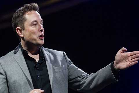 Elon Musk touts beaten-down Tesla stock as a potential bargain - and blasts the Fed for going overboard with interest-rate hikes