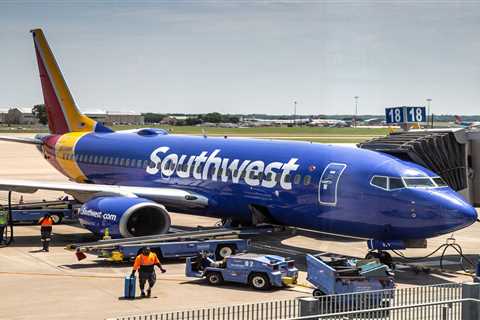 Some Southwest ground workers developed frostbite and worked 16-hour shifts amid the airline's holiday meltdown, union says