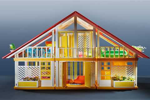9 fascinating details hidden inside Barbie Dreamhouses throughout history
