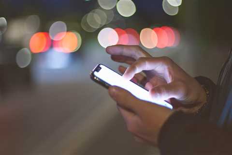 How to use the secret conversation feature in Facebook Messenger to keep your chats as private as possible