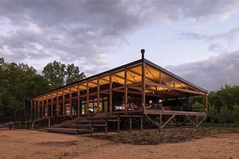 One of Argentina’s First Passive Houses Stands Tall Above Rising Tides