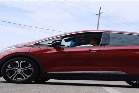 The used electric car market is starting to take off as prices slowly drop