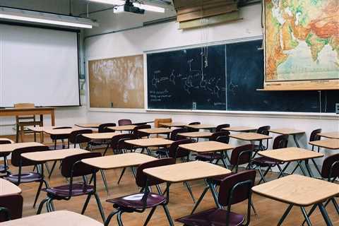 Vegas School District Responds to Lawsuit Alleging ‘Unlawful Grooming and Abuse of a Minor’ Over Pornographic Assignment