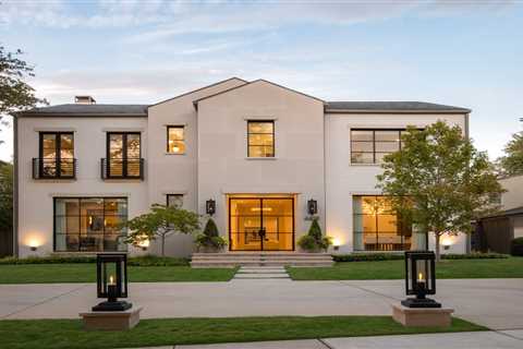 A Tranquil  Highland Park Home Asks $9.7M