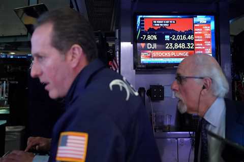 US stocks fall, led by tech shares as investors prepare for another Fed rate hike