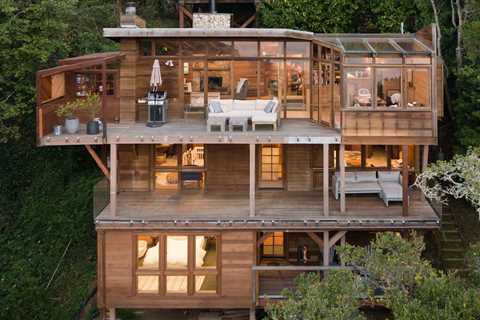 Before &amp; After: A Next-Level Revamp Elevates a Three-Story Hillside Cabin