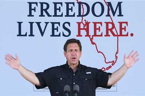 Florida legislators want to give DeSantis another $10 million to keep shipping migrants across the country