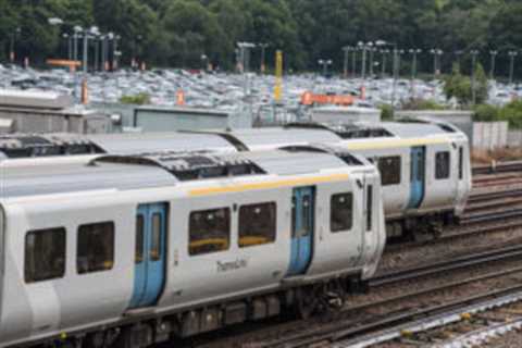 Govia Thameslink launches cheaper fares on Mondays to lure train back commuters