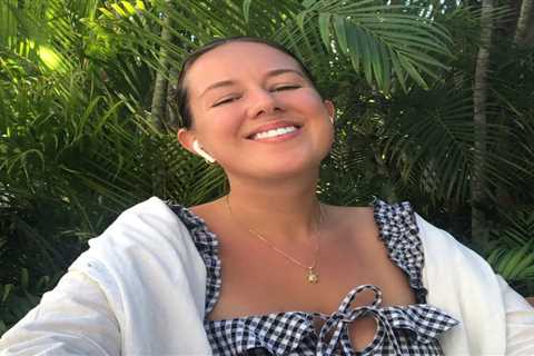 I quit my job as a nurse to house-sit &mdash; and I've now lived rent-free in LA, Portugal, Costa Rica, and more