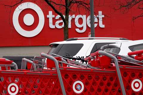 Target drive-up workers say app 'double-tapper' customers are a daily source of chaos and disruption as they try to meet tight fulfillment deadlines