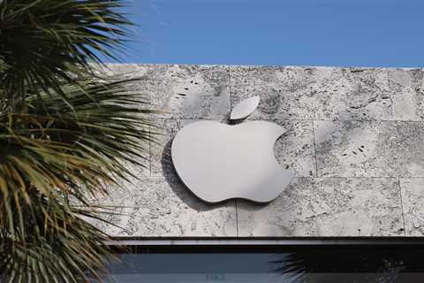 Man says Apple was 'incredibly unhelpful' when he tried to regain access to his account after his iPhone was stolen and replaced with a fake