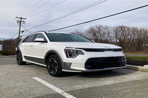 I drove the $40,000 Kia Niro EV and found it's a solid electric SUV for people who want something more traditional than a Tesla