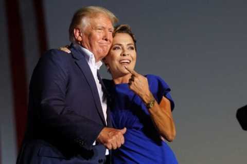 “The Only Crime That Donald Trump Committed was Beating Hillary Clinton” – Kari Lake Speaks Out Against SHAM Trump Indictment