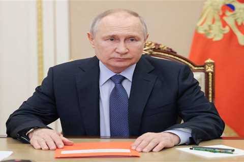 Russia's President Vladimir Putin could be a 'dead man walking,' a former CIA counterintelligence chief told an interviewer