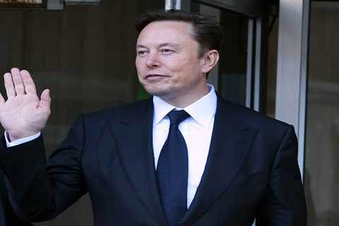 News organizations say they won't pay for Elon Musk's Twitter Blue because 'verified checkmarks no longer represent authority and expertise'