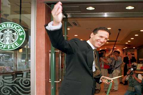 Starbucks' Howard Schultz was the gold standard for good bosses everywhere. Then Gen Z worked for him.