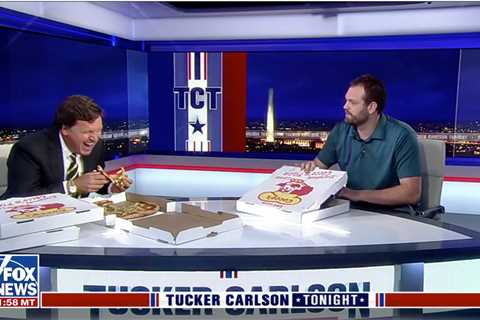 Tucker Carlson seemed to have no idea he was hosting his last show on Fox News, and ended it by eating a sausage and pineapple pizza