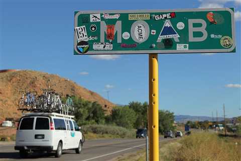 Utah bicycling groups and Democrats call on Mitt Romney to rethink his comments calling bike lanes 'the height of stupidity'