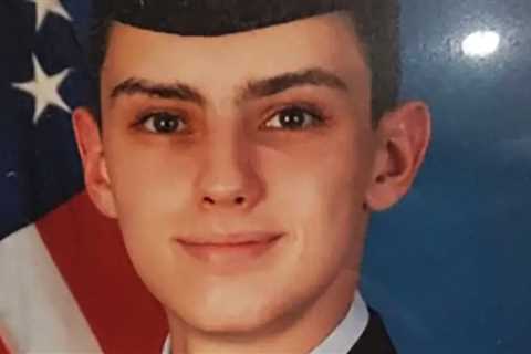 Pentagon leak suspect was caught stuffing notes he'd taken in a top-secret room inside his pocket, prosecutors say