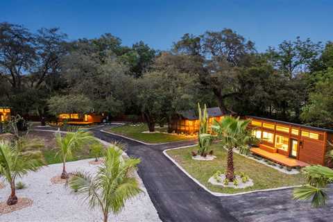 400-Square-Foot Tiny Homes Start at $100K in This Florida Community