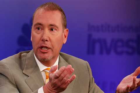 Billionaire bond investor Jeffrey Gundlach dials up his warning of a US recession, pointing to signs of falling demand