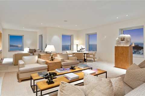 An Exceptional Full-Floor Apartment in San Francisco Lists for $10.5M
