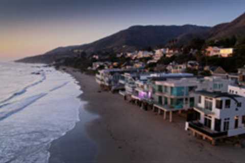 21 Popular Beach Towns in California to Live in 2023