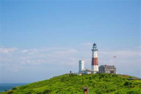 11 Popular New York Beach Towns to Live in 2023