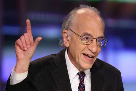 Wharton professor Jeremy Siegel says the Goldilocks inflation figures for June put stocks in the ideal environment