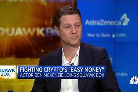 Cryptocurrency closely resembles 'a Ponzi scheme or multi-level marketing', says actor Ben McKenzie
