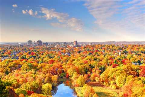 Saving for a House? 7 Free Things to Do in New Haven, CT