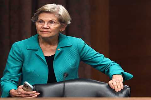 Student-loan borrowers should be able to achieve 'financial freedom' through bankruptcy, Elizabeth Warren says &mdash; especially with 'the looming threat of restarting' repayment
