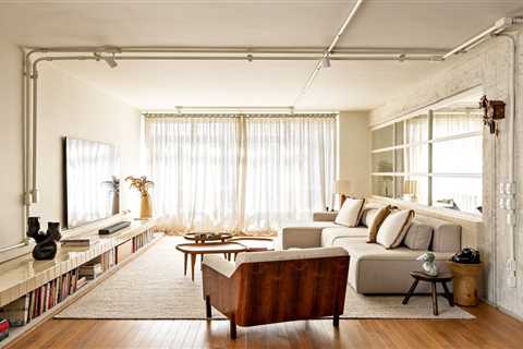 Creamy Tile Polishes Up a Brazil Apartment’s Rough Concrete Edges