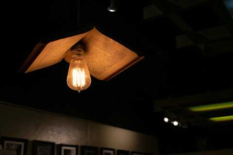 Creative Ideas to Help Indie Booksellers Stand Out From the Crowd