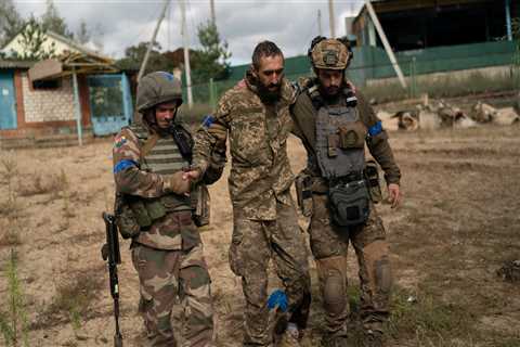 Ukraine is evacuating wounded soldiers by loading them onto large drones, in what is likely a battlefield first, report says