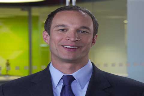 The economy is stronger than people thought and there's no recession in 2023, says Invesco's Brian Levitt