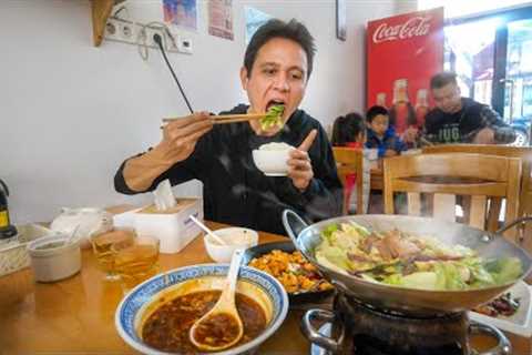 Chinatown in Budapest, Hungary 🇭🇺 Best Chinese Food I’ve Eaten in Europe!